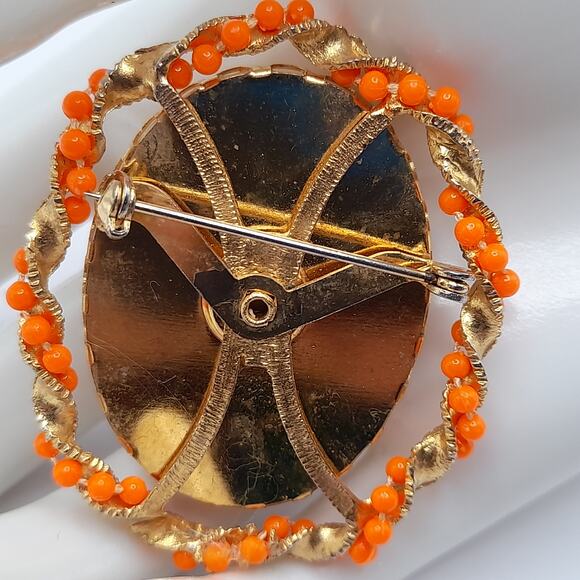 Vintage Romantic Scene Fragonard Style Brooch, Orange Bead Gold Frame, 2 Inches - Picture 9 of 9